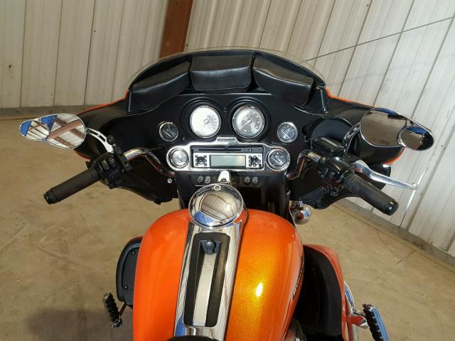 1HD1KEM13CB641777 - 2012 HARLEY-DAVIDSON FLHTK ELEC 橙色 照片 5