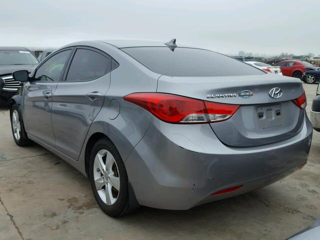 KMHDH4AE7DU932119 - 2013 HYUNDAI ELANTRA GL GRAY photo 3