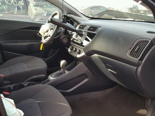 KNADM4A39H6012319 - 2017 KIA RIO LX Սև լուսանկար 5