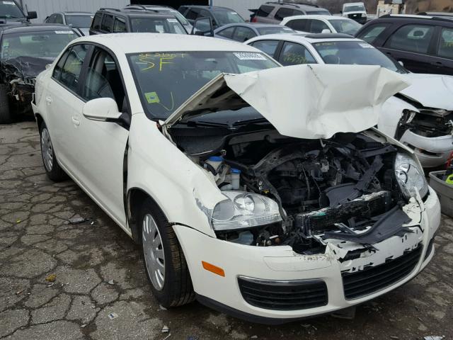 3VWJM71K08M168759 - 2008 VOLKSWAGEN JETTA S CREAM photo 1