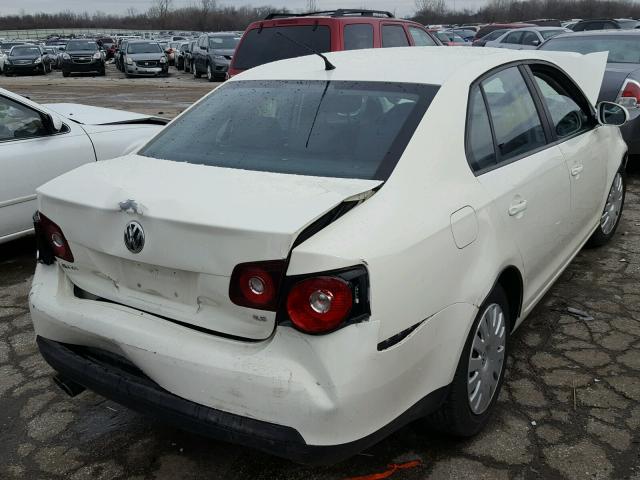 3VWJM71K08M168759 - 2008 VOLKSWAGEN JETTA S CREAM photo 4