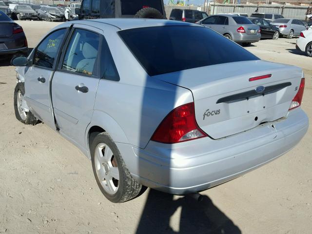 1FAFP34343W155816 - 2003 FORD FOCUS SE C SILVER photo 3