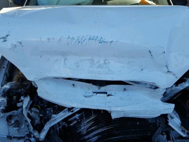 1FAFP52U02G177442 - 2002 FORD TAURUS LX WHITE photo 7