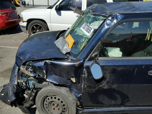 JTLKT324440140869 - 2004 TOYOTA SCION XB BLUE photo 9