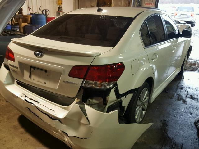 4S3BMCK60B3213791 - 2011 SUBARU LEGACY 2.5 CREAM photo 4