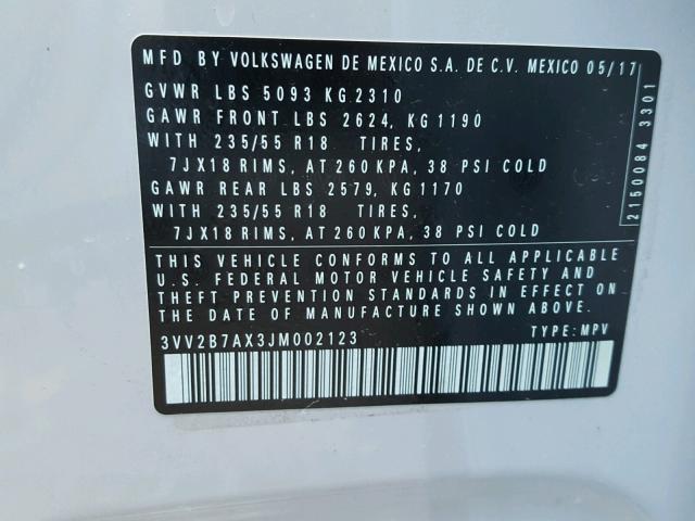 3VV2B7AX3JM002123 - 2018 VOLKSWAGEN TIGUAN SE Сірий фото 10