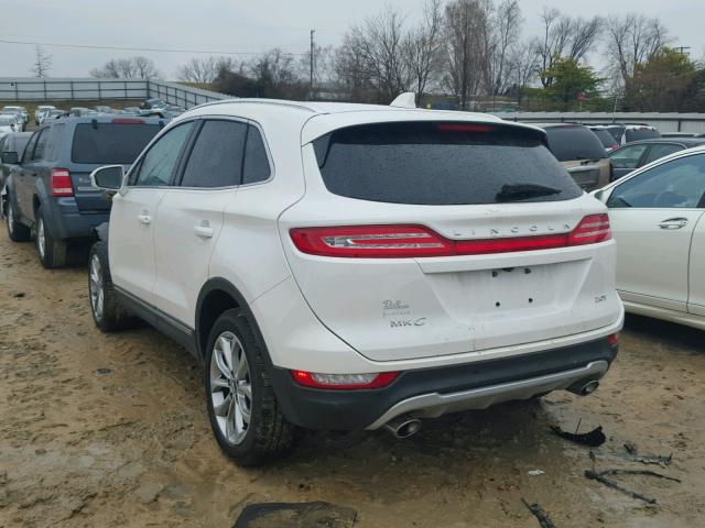 5LMCJ2C93HUL71053 - 2017 LINCOLN MKC SELECT WHITE photo 3