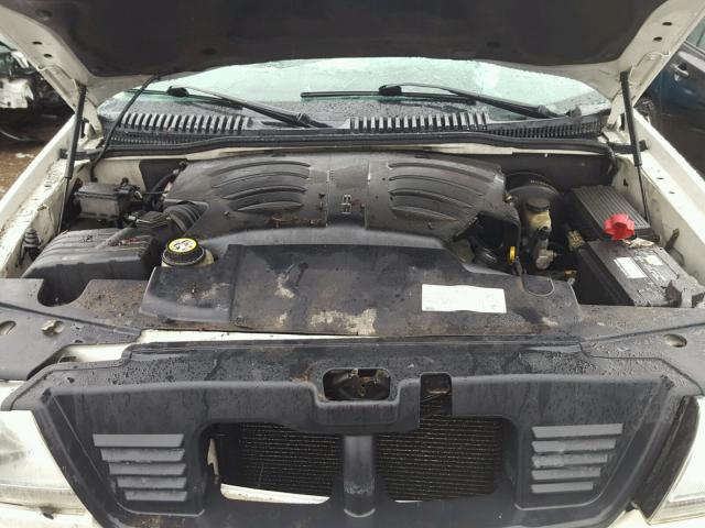 5LMEU88H64ZJ45069 - 2004 LINCOLN AVIATOR 白色 照片 7