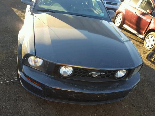 1ZVFT80NX75247242 - 2007 FORD MUSTANG GRAY photo 9