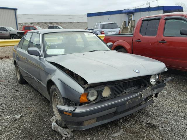 WBAHD5319NBF98108 - 1992 BMW 525 I SILVER photo 1