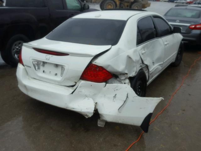 1HGCM56857A096418 - 2007 HONDA ACCORD EX WHITE photo 4