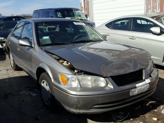 4T1BG22KXYU633314 - 2000 TOYOTA CAMRY CE TAN photo 1