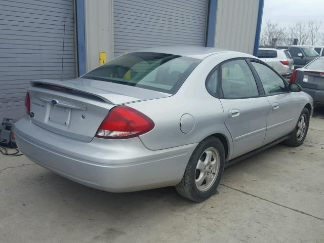 1FAFP53U06A234133 - 2006 FORD TAURUS SE SILVER photo 4