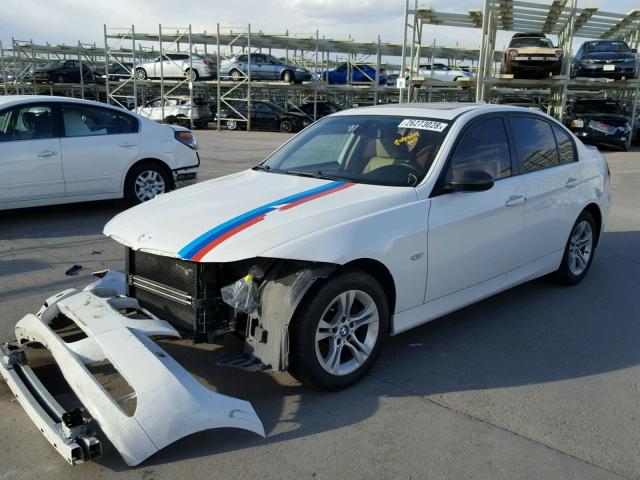 WBAVC93518K044434 - 2008 BMW 328 XI WHITE photo 2