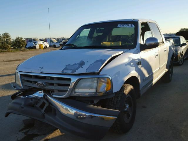 1FTRW07L81KA04227 - 2001 FORD F150 SUPER WHITE photo 2