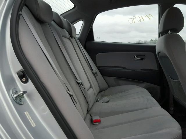 KMHDU4AD5AU114015 - 2010 HYUNDAI ELANTRA BL SILVER photo 6