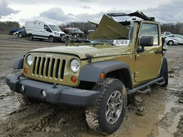 1C4BJWFG8DL572970 - 2013 JEEP WRANGLER U GREEN photo 2