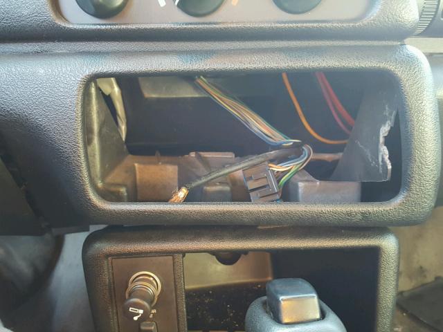 2G1FP22K4T2133114 - 1996 CHEVROLET CAMARO BAS 黑色 照片 9