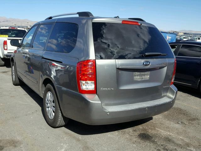 KNDMG4C74B6365987 - 2011 KIA SEDONA LX CHARCOAL photo 3