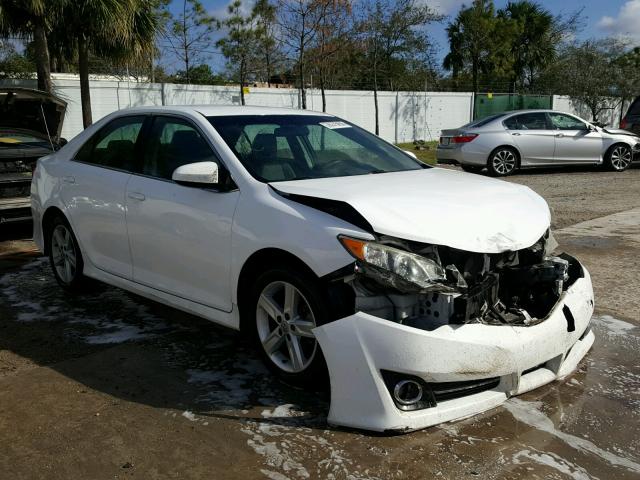 4T1BF1FK0CU175038 - 2012 TOYOTA CAMRY BASE WHITE photo 1