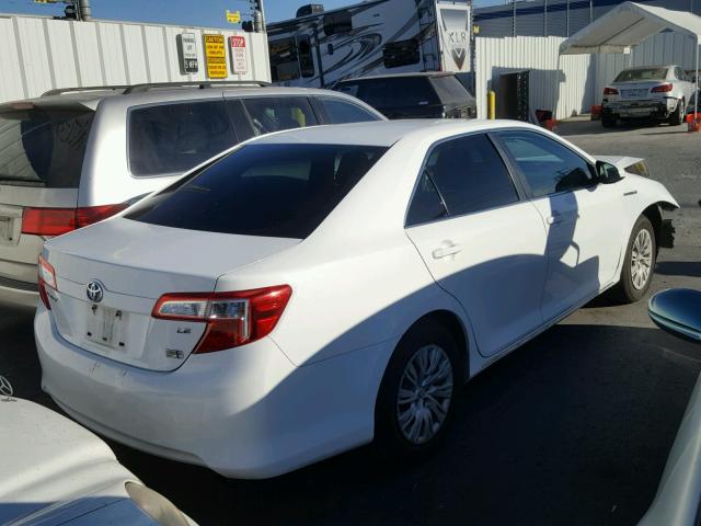 4T1BD1FK5CU034195 - 2012 TOYOTA CAMRY HYBR WHITE photo 4