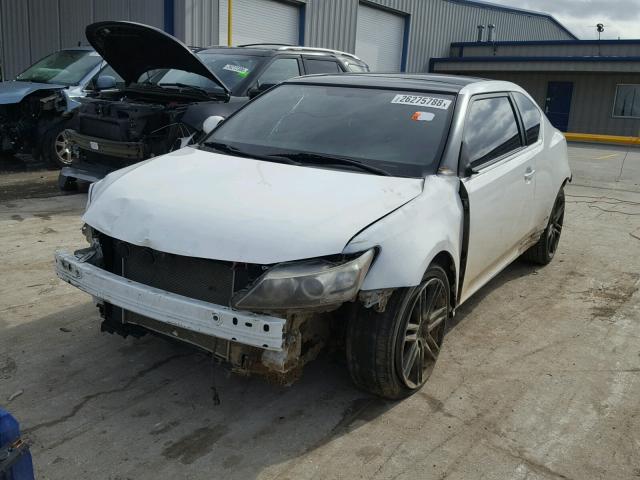 JTKJF5C79B3000226 - 2011 TOYOTA SCION TC 白色 照片 2