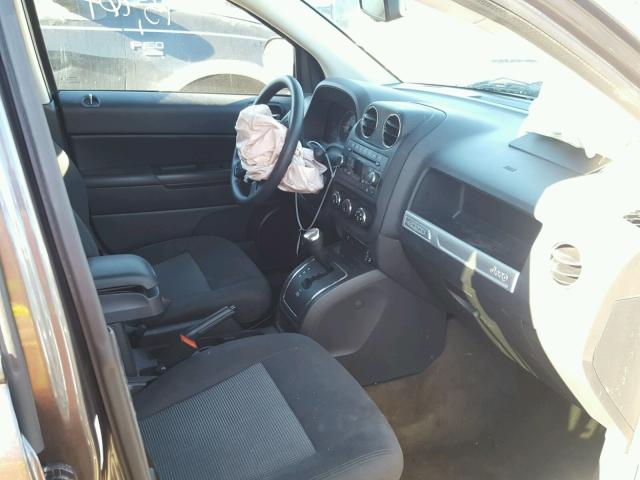 1C4NJCBA4GD705929 - 2016 JEEP COMPASS SP GRAY photo 5