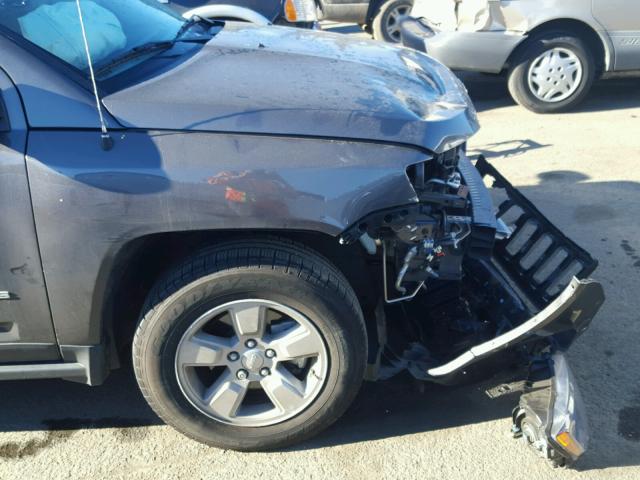 1C4NJCBA4GD705929 - 2016 JEEP COMPASS SP GRAY photo 9