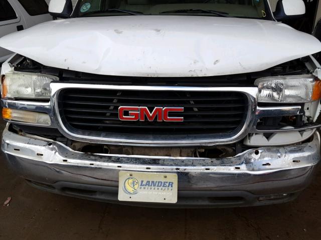 1GKEC13T55R105004 - 2005 GMC YUKON WHITE photo 9