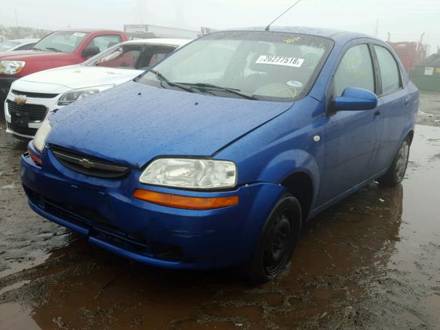 KL1TD52635B289202 - 2005 CHEVROLET AVEO BASE BLUE photo 2