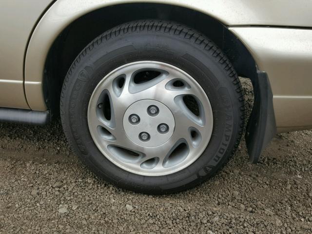 1G8ZJ827XVZ176905 - 1997 SATURN SW2 GOLD photo 9