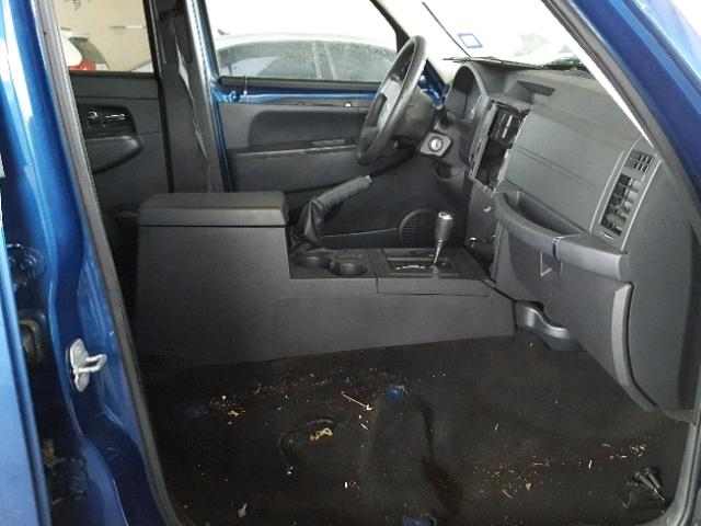 1J4PP2GK4AW119403 - 2010 JEEP LIBERTY SP BLUE photo 5