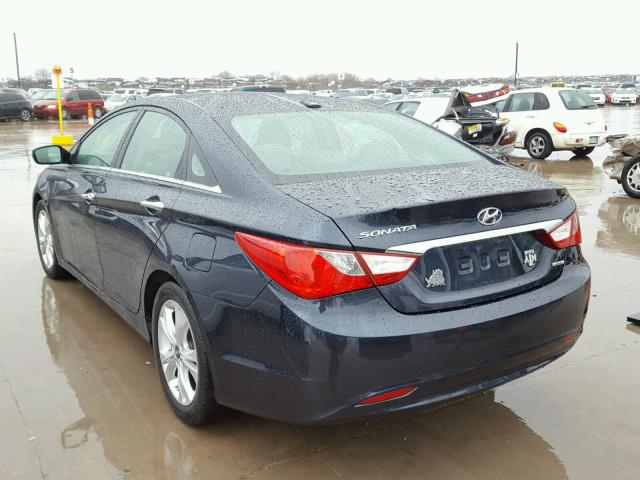 5NPEC4AC7BH229701 - 2011 HYUNDAI SONATA SE GRAY photo 3