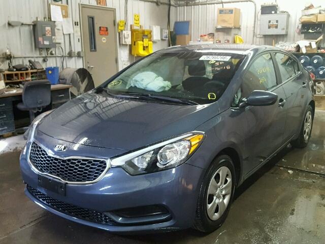 KNAFK4A60G5617214 - 2016 KIA FORTE LX BLUE photo 2