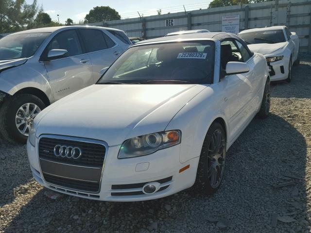 WAUDH48HX7K023647 - 2007 AUDI A4 3.2 CAB WHITE photo 2