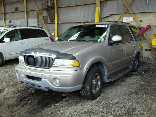 5LMEU27R51LJ23036 - 2001 LINCOLN NAVIGATOR TAN photo 2