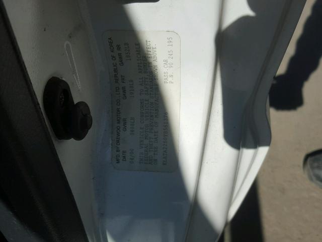 KLATA2260YB561376 - 2000 DAEWOO LANOS S WHITE photo 10