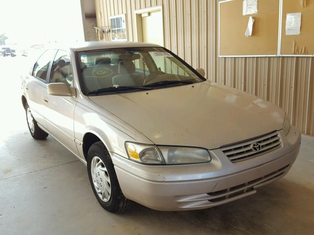 4T1BG22K0VU787882 - 1997 TOYOTA CAMRY CE GOLD photo 1