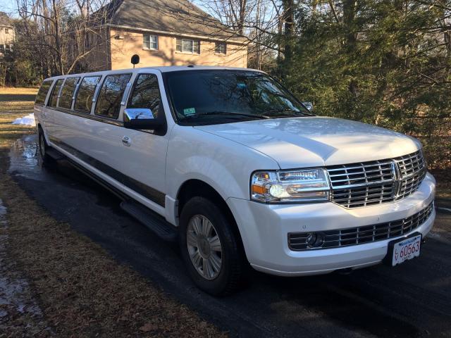 5LDJJ3H50CEL07235 - 2012 LINCOLN NAVIGATOR WHITE photo 10