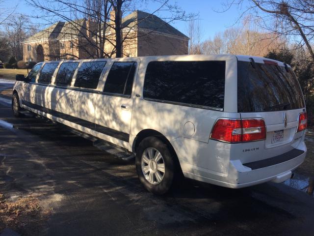 5LDJJ3H50CEL07235 - 2012 LINCOLN NAVIGATOR WHITE photo 3