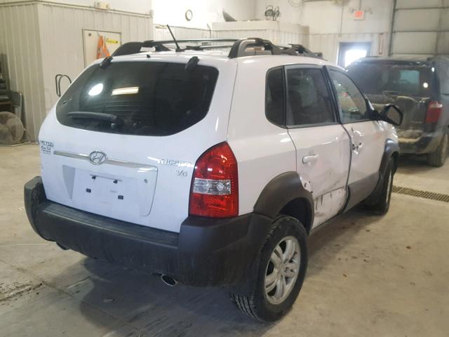 KM8JN12D06U410659 - 2006 HYUNDAI TUCSON GLS WHITE photo 4