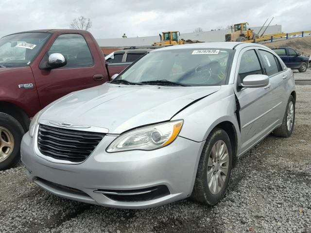 1C3BC4FB7BN560091 - 2011 CHRYSLER 200 LX SILVER photo 2