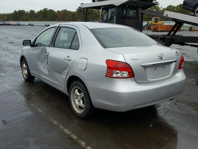 JTDBT923571041286 - 2007 TOYOTA YARIS SILVER photo 3