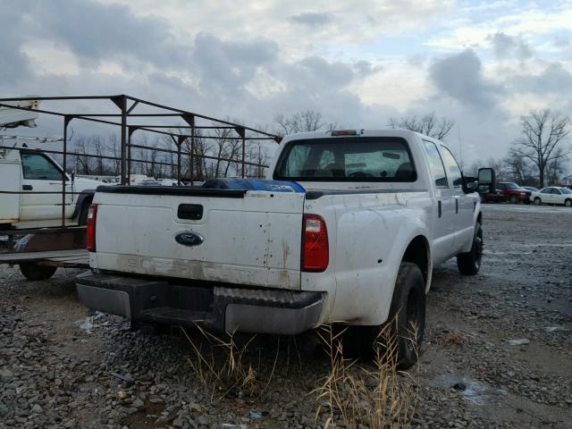 1FTWW32R98EB20139 - 2008 FORD F350 SUPER WHITE photo 4