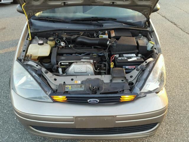 1FAFP34354W114970 - 2004 FORD FOCUS SE C TAN photo 7