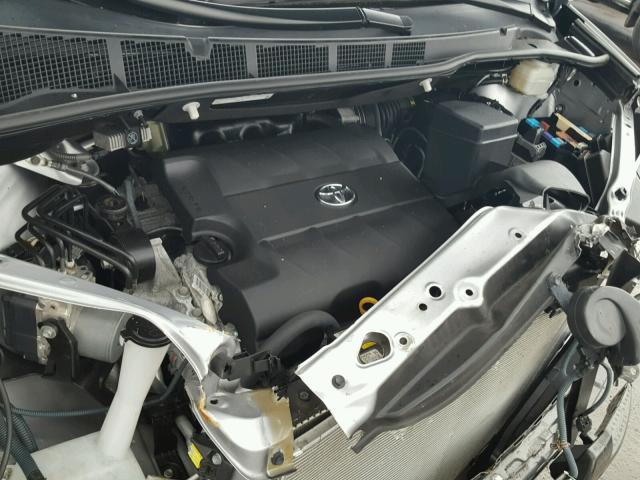 5TDDK3DC7FS095115 - 2015 TOYOTA SIENNA XLE SILVER photo 7