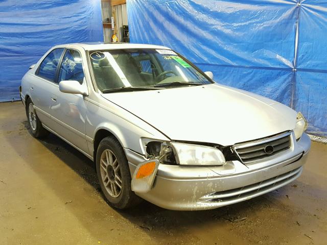 4T1BG22K2YU633436 - 2000 TOYOTA CAMRY CE SILVER photo 1