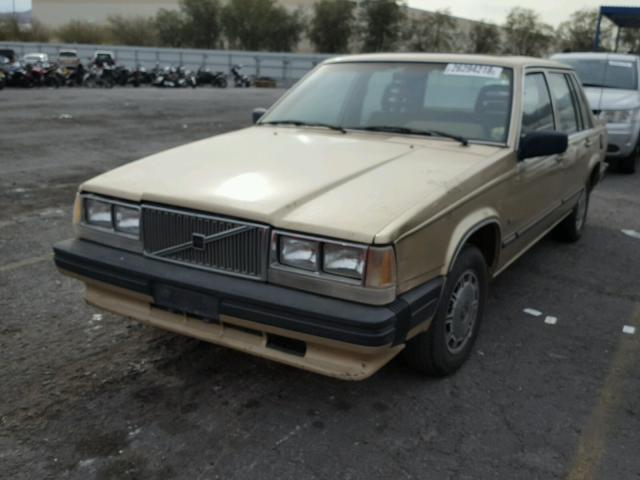 YV1FX8846G1025589 - 1986 VOLVO 740 GLE GOLD photo 2