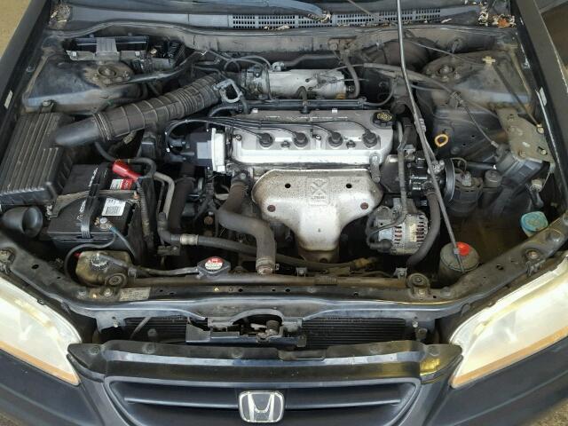 1HGCG32042A024758 - 2002 HONDA ACCORD SE BLUE photo 7