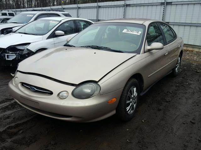 1FAFP53UXXA153741 - 1999 FORD TAURUS SE GOLD photo 2